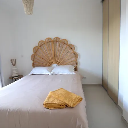 T2 Sun 3 Etoiles- Plage & Commerces A 200M- Terrasse Avec Barbecue- Residence Neuve Avec Parking & Wifi * Les Hameaux de Porticcio