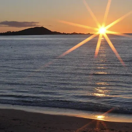 T2 Sun 3 Etoiles- Plage & Commerces A 200M- Terrasse Avec Barbecue- Residence Neuve Avec Parking & Wifi *