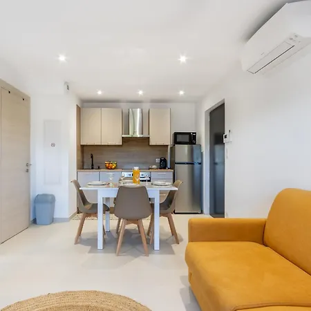 T2 Sun 3 Etoiles- & Commerces A 200m- Terrasse Avec Barbecue- Neuve Avec Parking & Wifi *