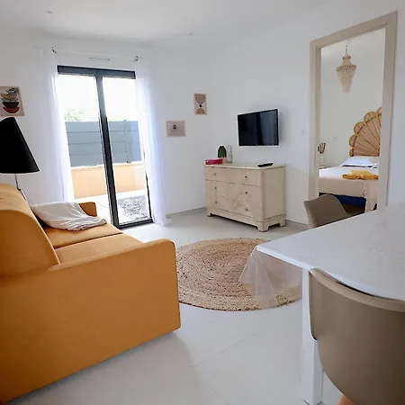 Apartmán T2 Sun 3 Etoiles- Plage & Commerces A 200M- Terrasse Avec Barbecue- Residence Neuve Avec Parking & Wifi
